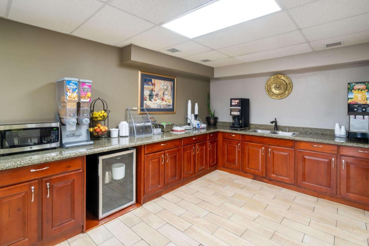 Super 8 By Wyndham Shepherdsville - Louisville South I65 Eksteriør bilde