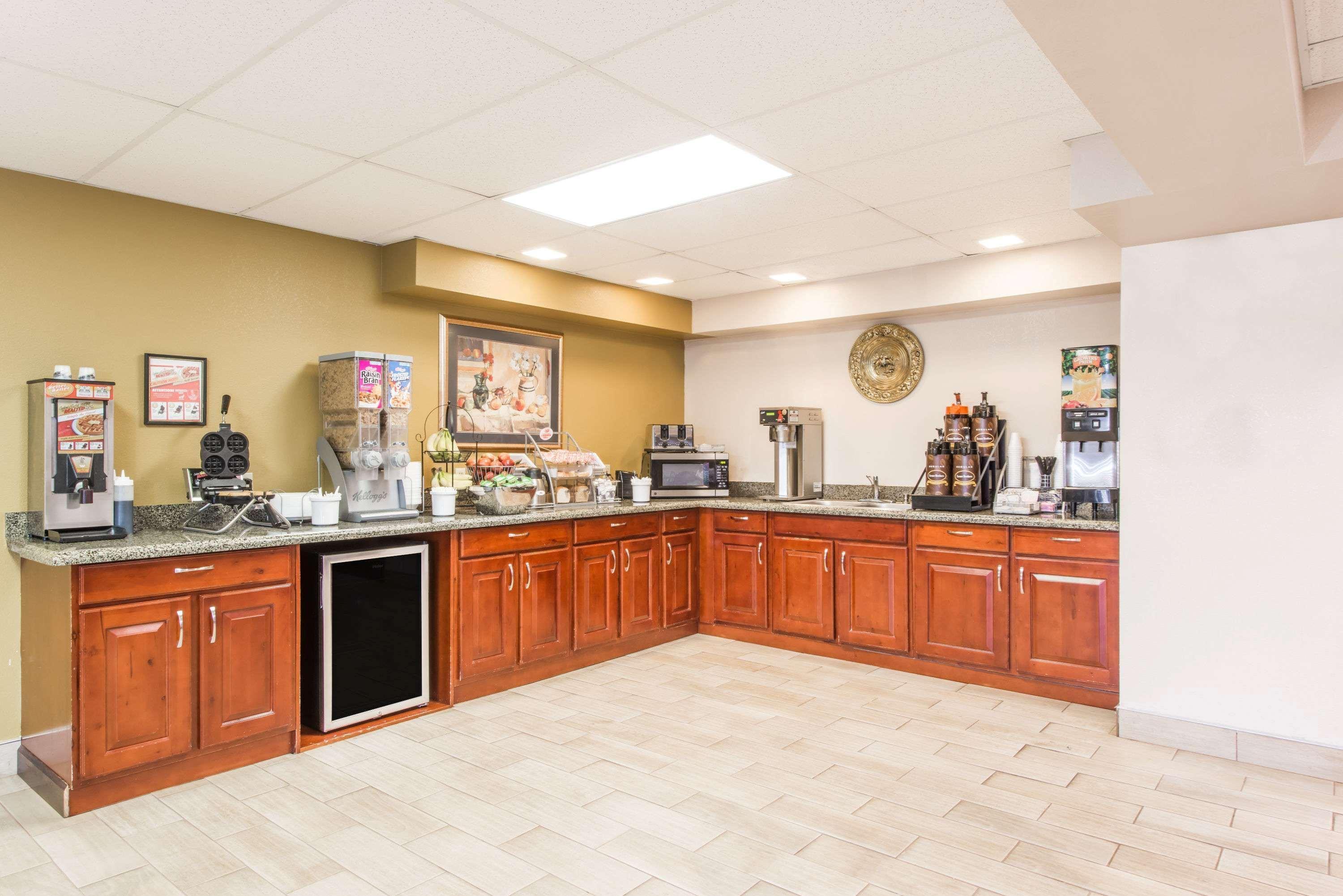 Super 8 By Wyndham Shepherdsville - Louisville South I65 Eksteriør bilde
